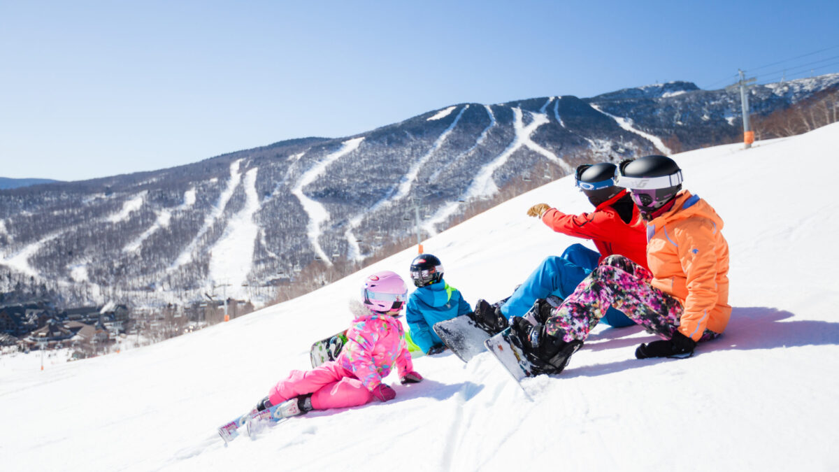 Family skiing at Stowe Mountain Resort